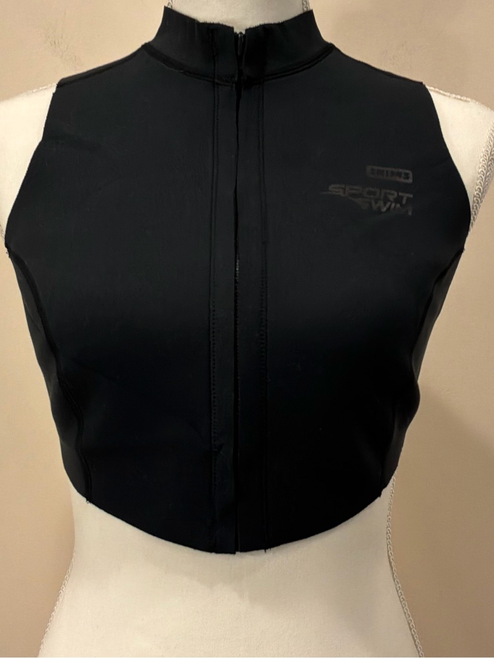 SKIMS Sport Swim Front zipper closure Onyx - Picture 3 of 5